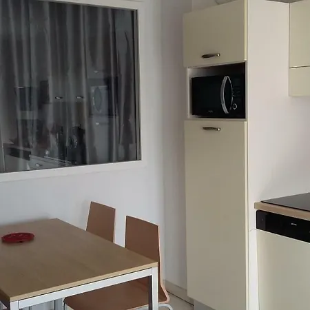Jouarres-residence 3 Etoiles Daire